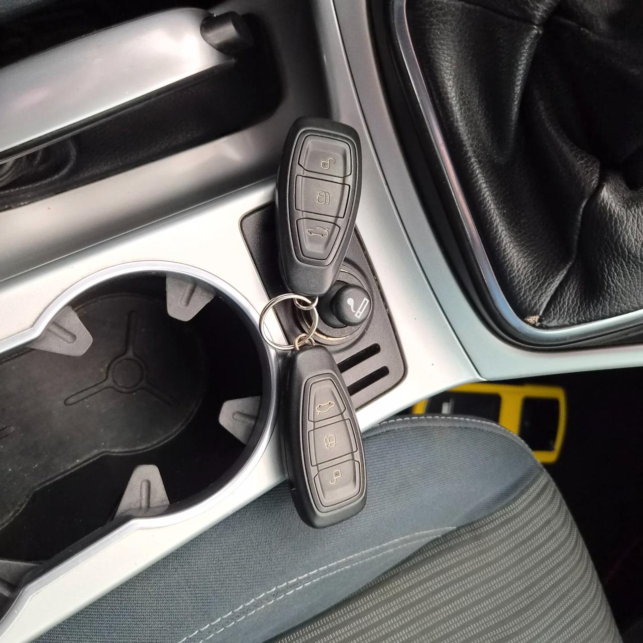 Ford C-Max 1.6 TDCi 115CV Titanium