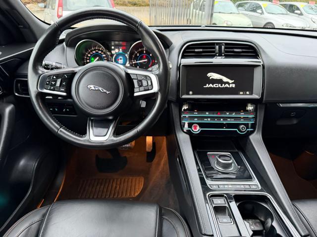 JAGUAR F-Pace 2.0 D 180 CV AWD Portfolio Automatica