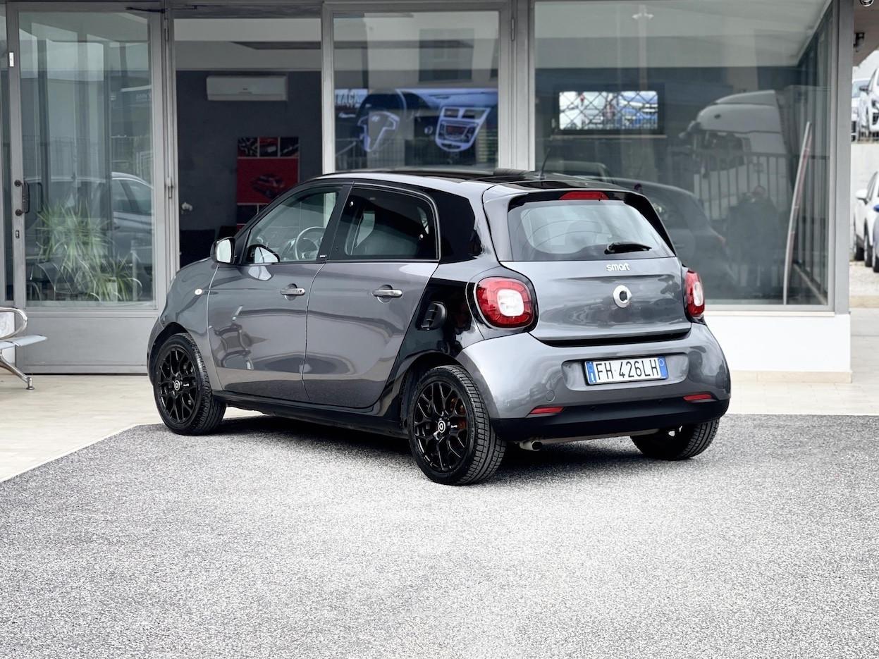 Smart ForFour 1.0 Benzina 71CV E6 Neo. Automatica - 2016