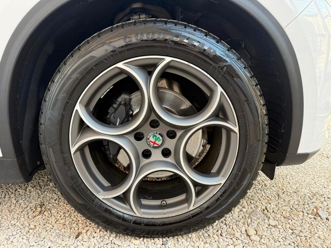 Alfa Romeo Stelvio 2.2 Turbodiesel 190 CV AT8 Q4 Sprint