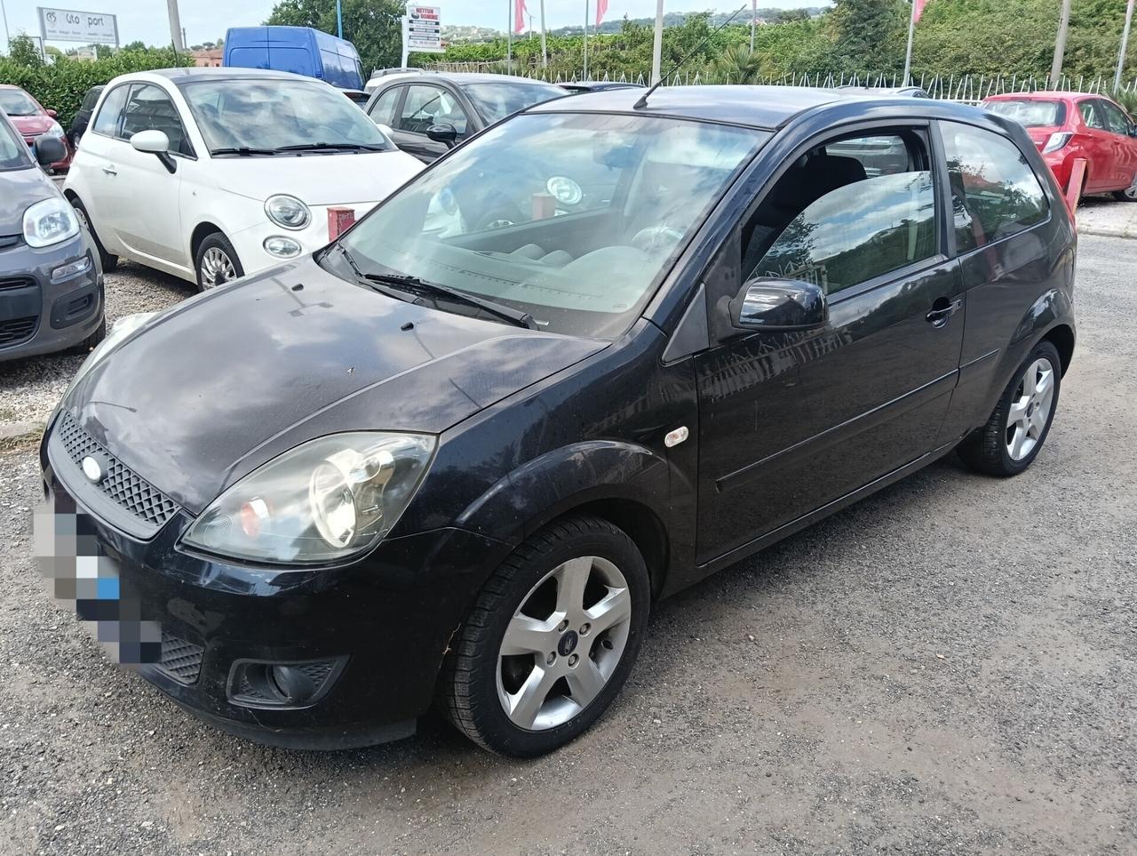 Ford Fiesta 1.4 TDCi 3p.Neopatentati