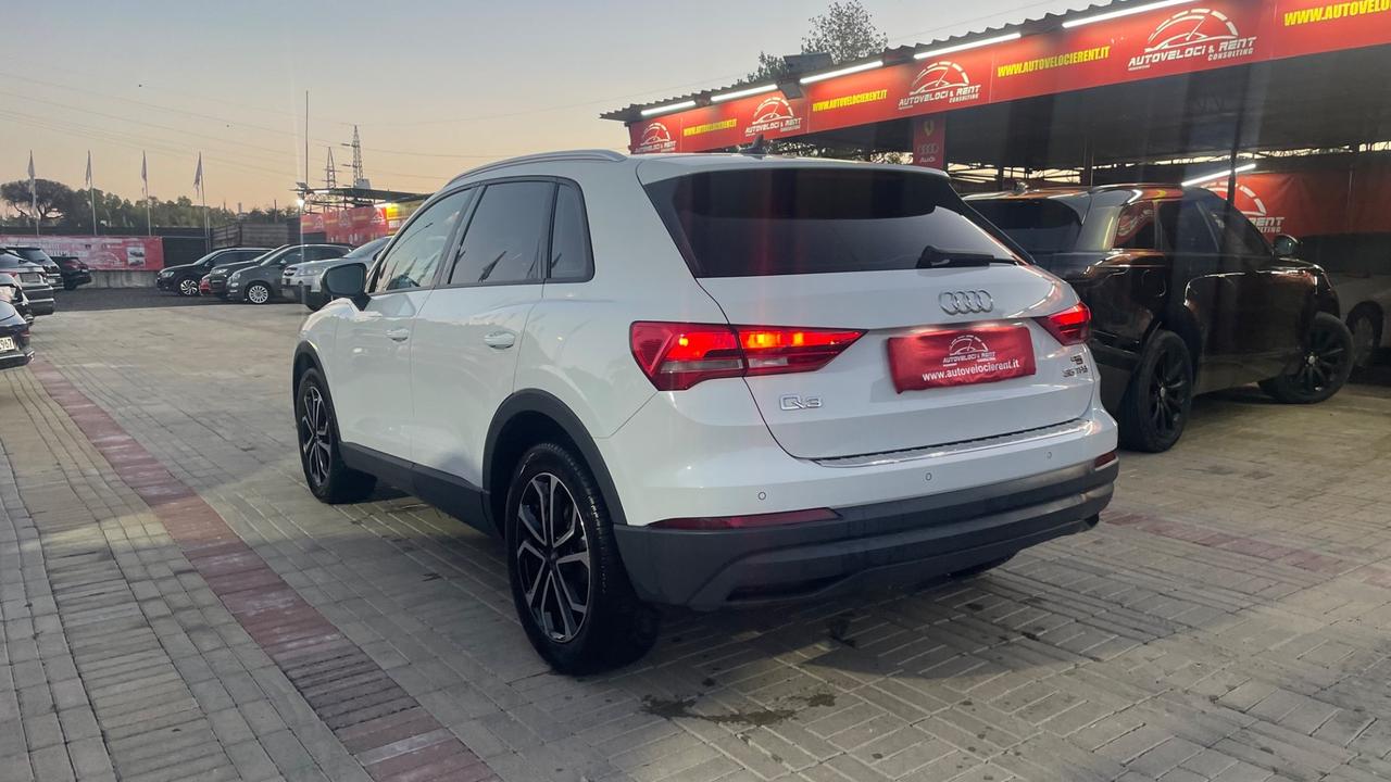 Audi Q3 35 TFSI Business Advanced