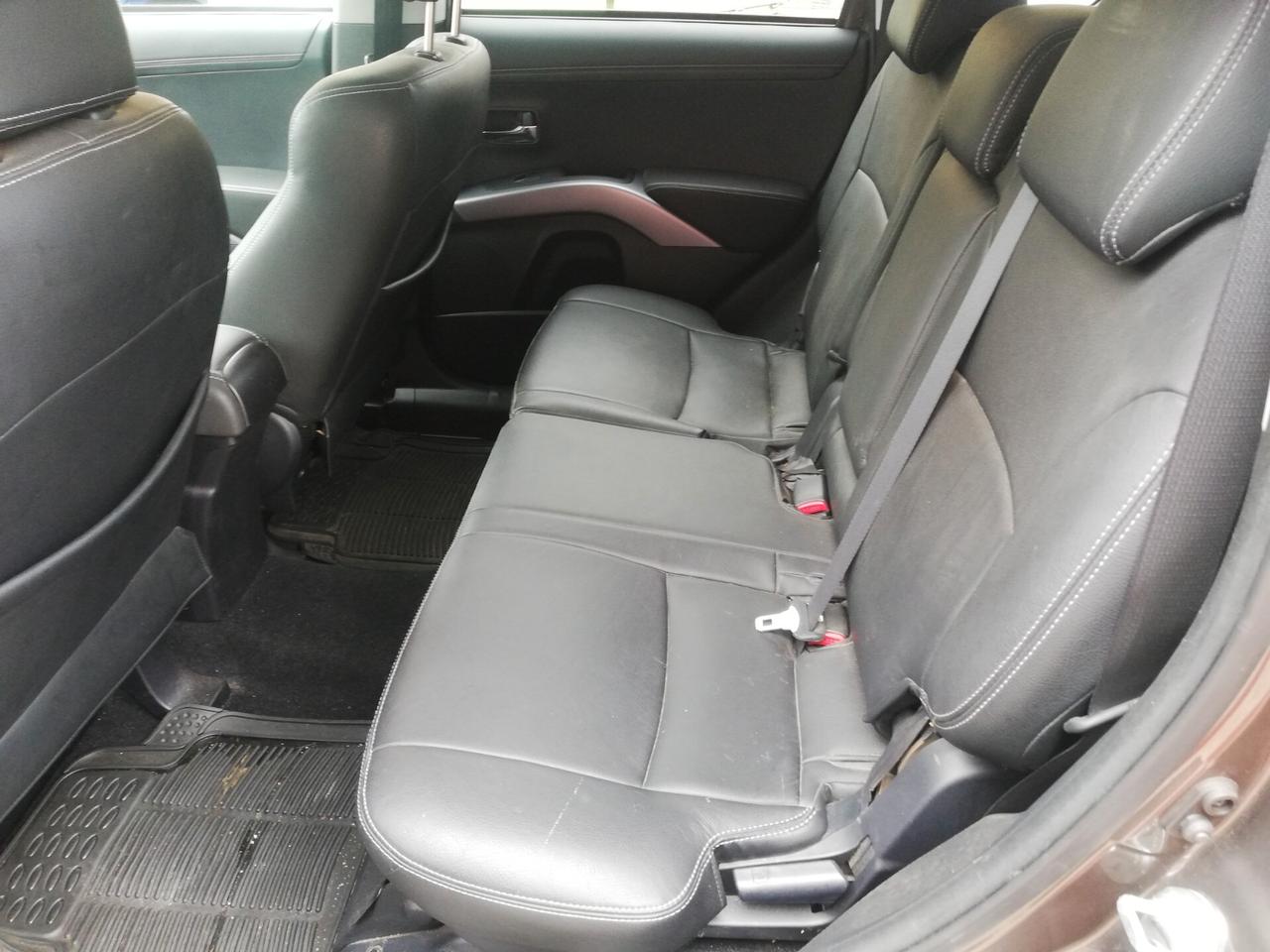 Mitsubishi Outlander 2.2 DI-D 4x4 - 2011