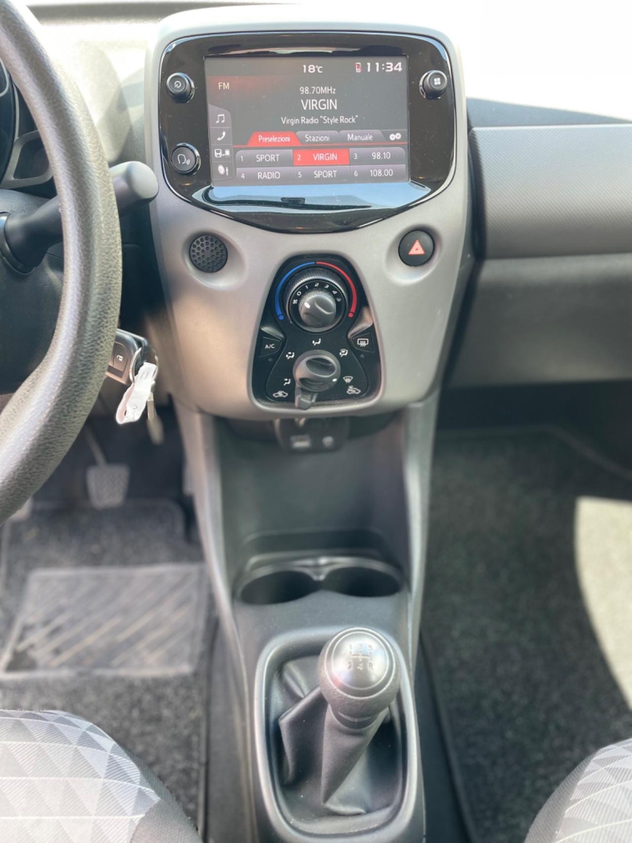 Peugeot 108 VTi 72 S&S 5 porte Allure
