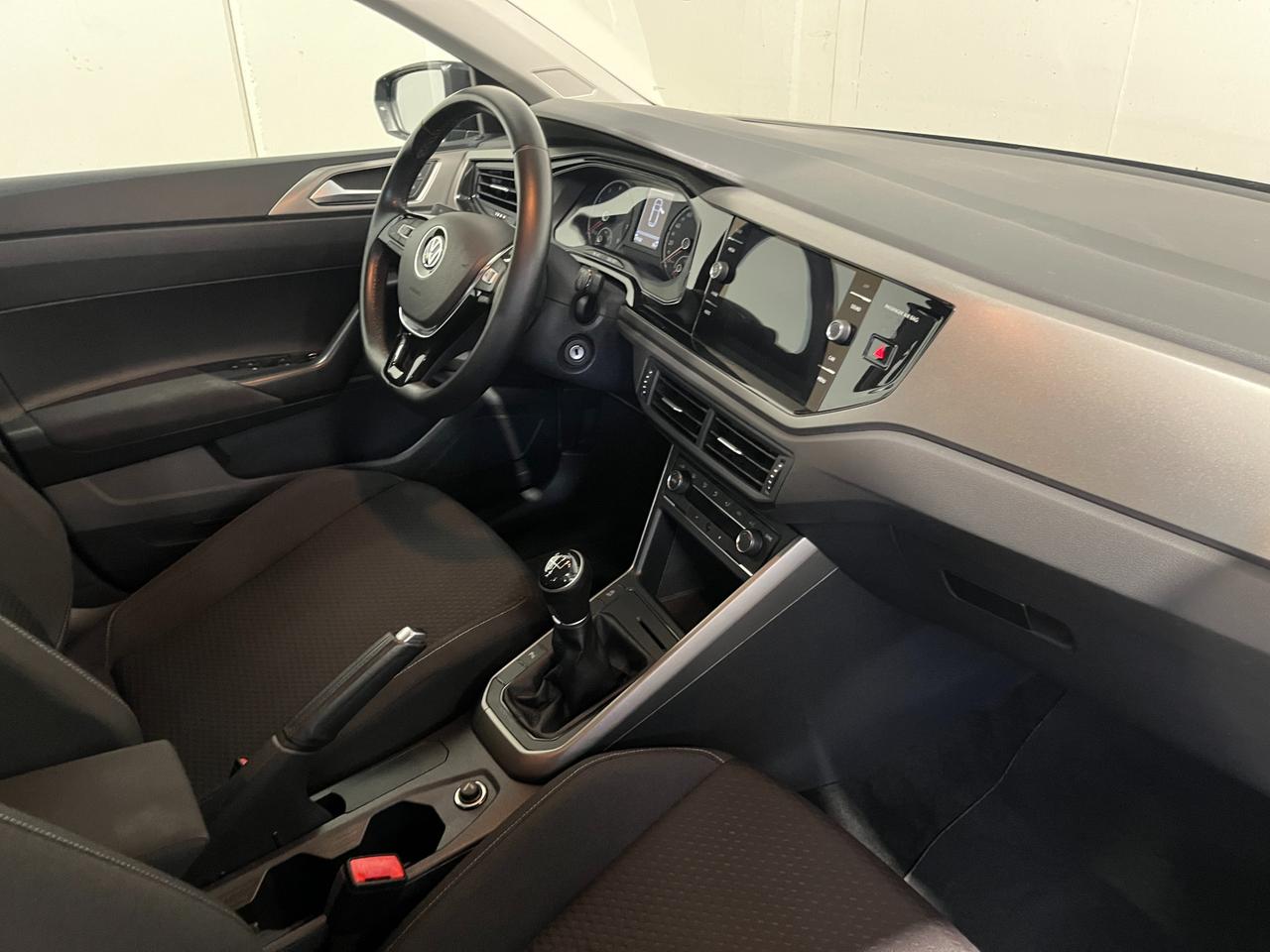 VOLKSWAGEN POLO 1.0 MPI COMFORTLINE