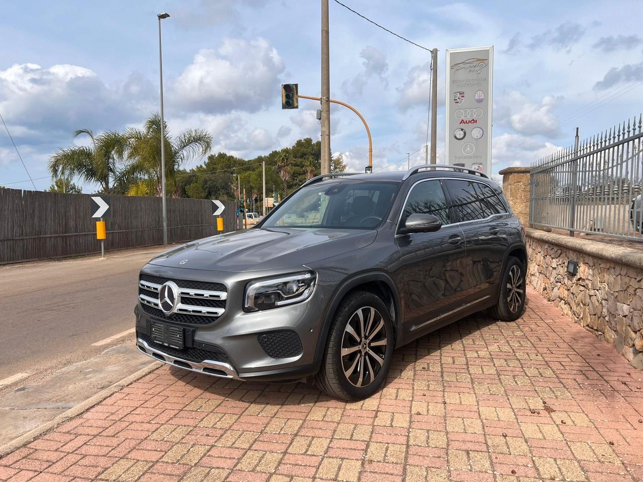 Mercedes-benz GLB 180 d Automatic Business