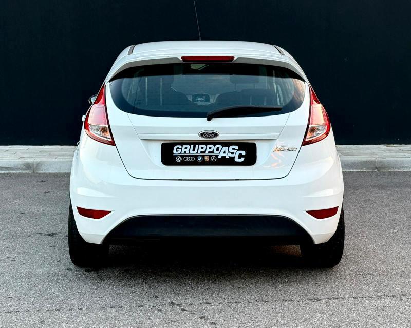 Ford Fiesta 5 Porte 1.2 BENZ 60 CV ADATTA A NEOPATENTATI