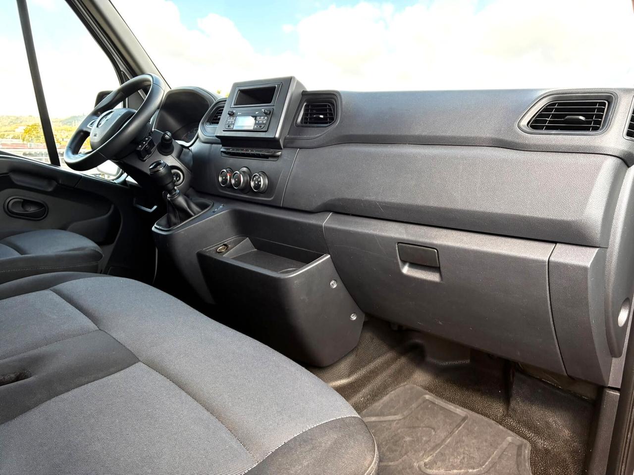Renault Master 2.3 tdci 150 cv L2H2