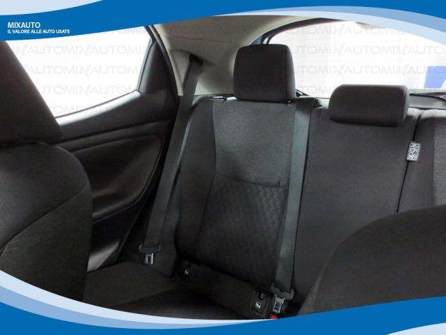 TOYOTA Yaris Hybrid 1.5 5 Porte Active AUT EU6