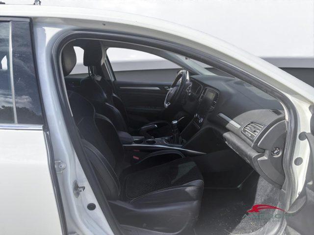 RENAULT Megane dCi 8V 110 CV EDC Energy Intens