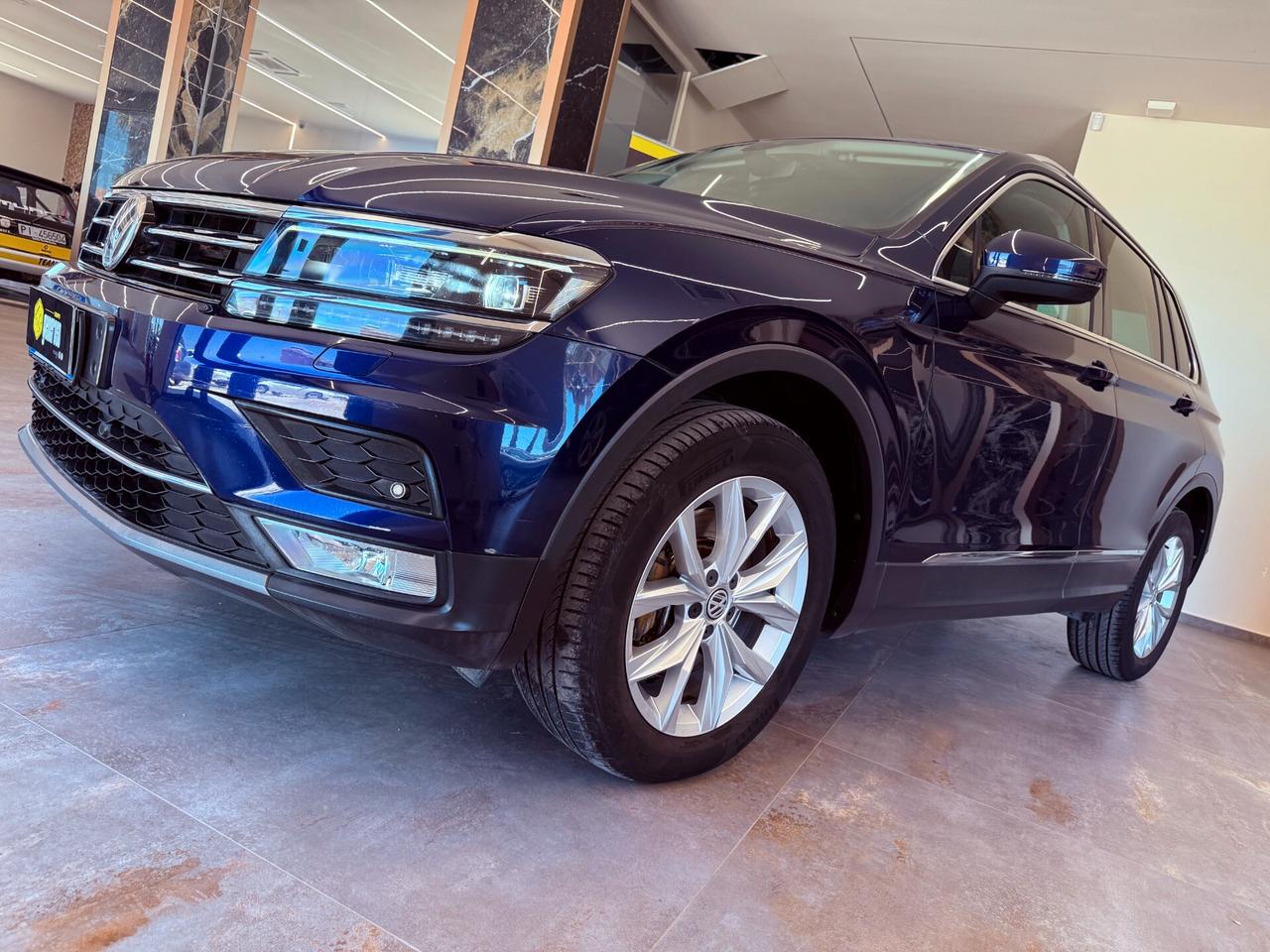 Volkswagen Tiguan 2.0 TDI SCR DSG 4MOTION Business BMT