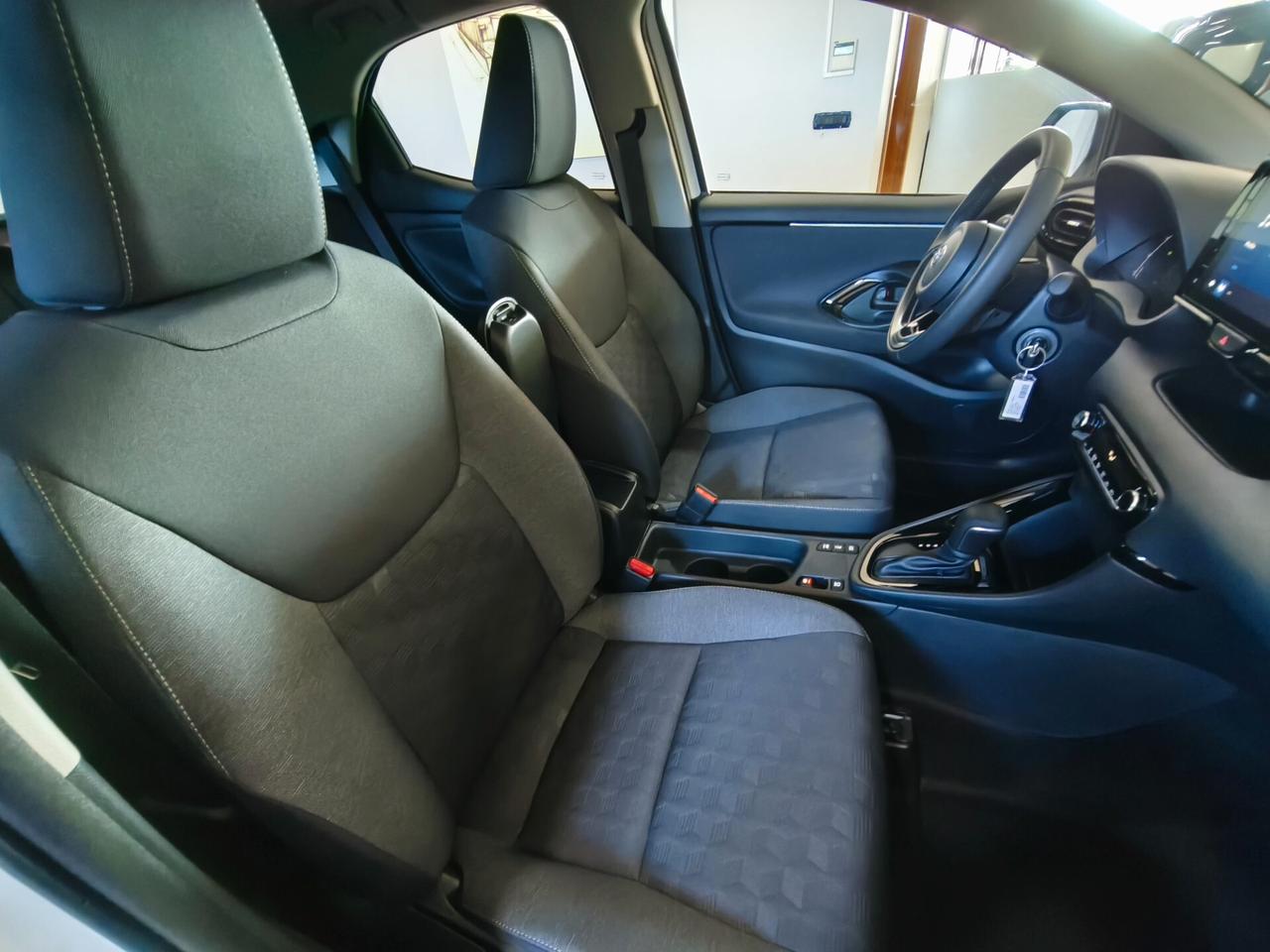 Toyota Yaris 1.5 Hybrid 5 porte Trend