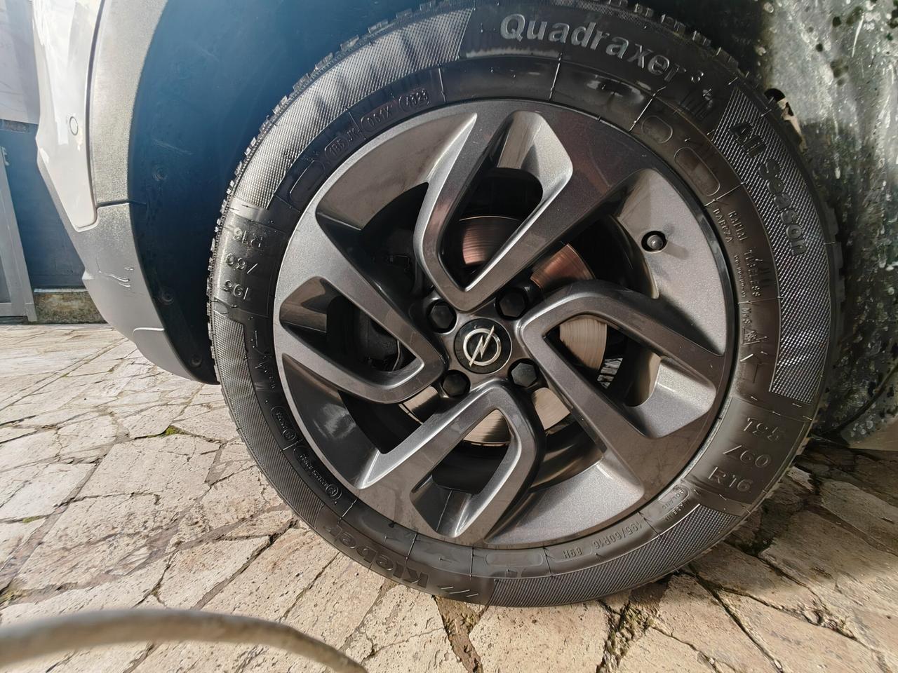 Opel Crossland ULTIMATE 1200 GPL