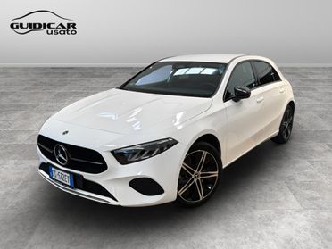 Mercedes-Benz Classe A - W177 2023 - A 250 e phev Progressive Advanced auto