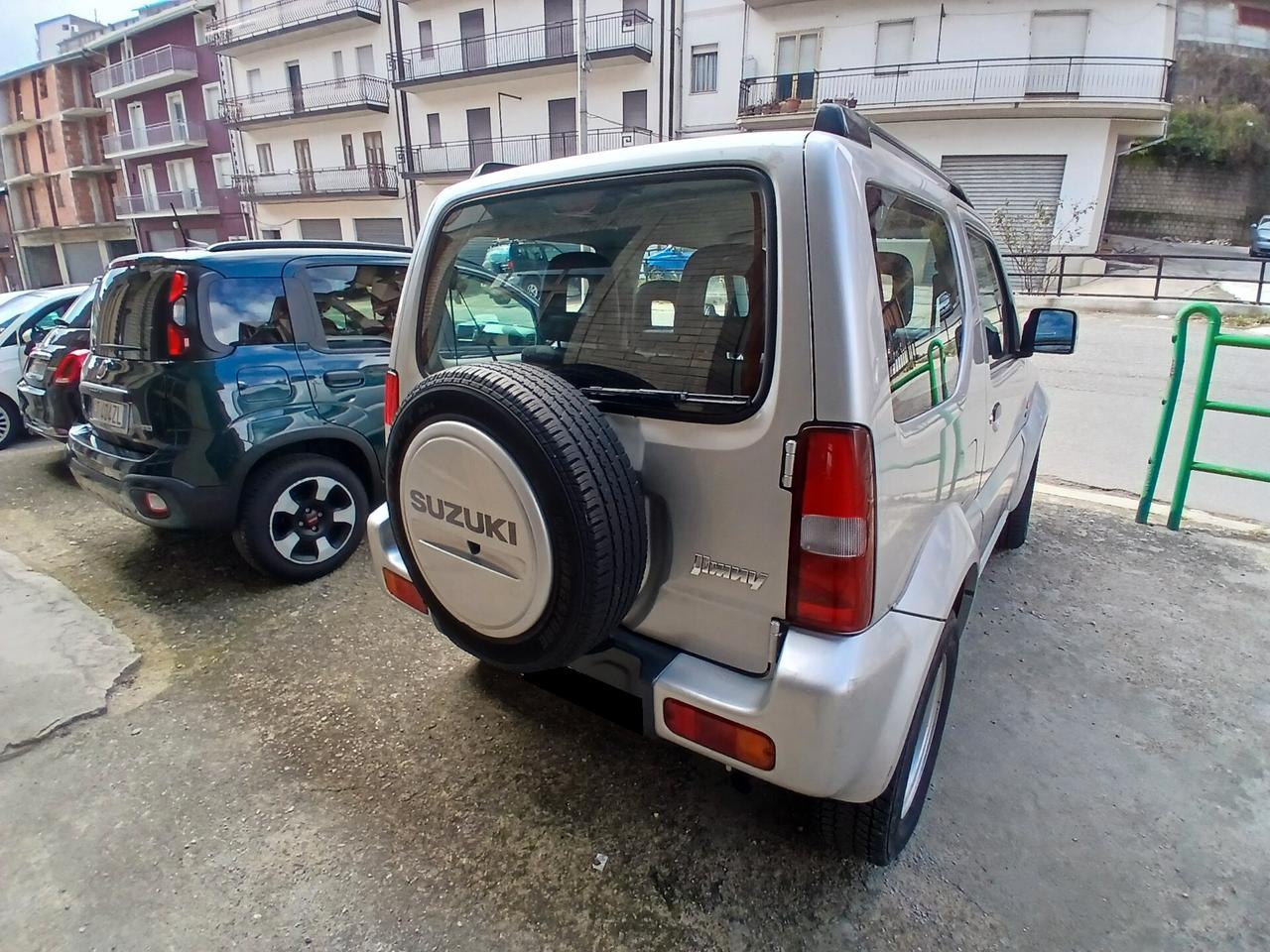 Suzuki Jimny 1.5 DDiS cat 4WD JLX Più