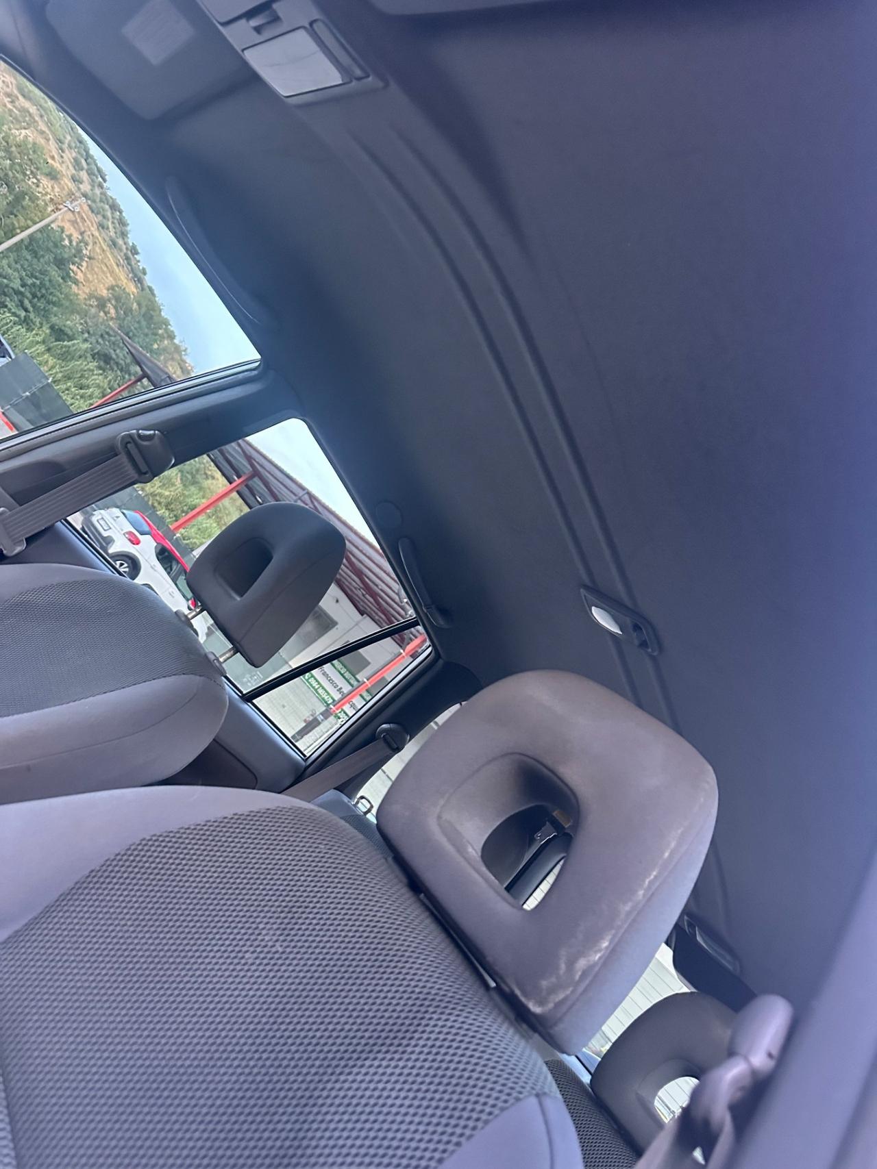 Toyota RAV 4 RAV4 2.0 Tdi D-4D cat 5 porte Sol