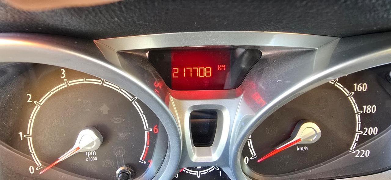 Ford Fiesta 1.4 5 porte Bz.- GPL