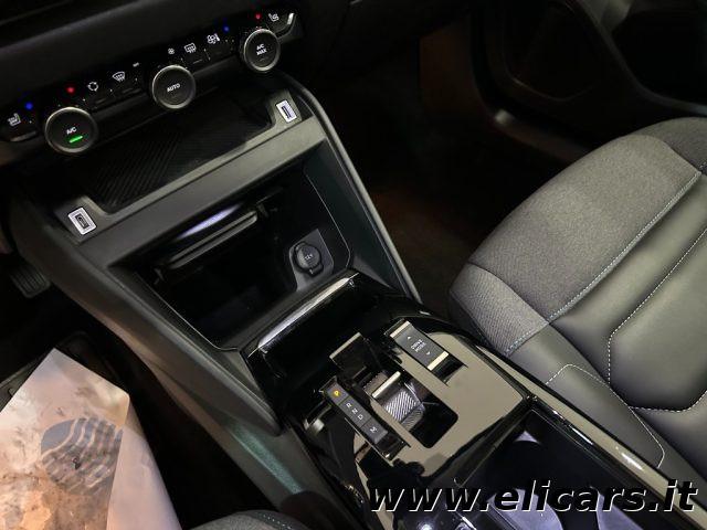 CITROEN C4 PureTech 130 S&S EAT8 Shine