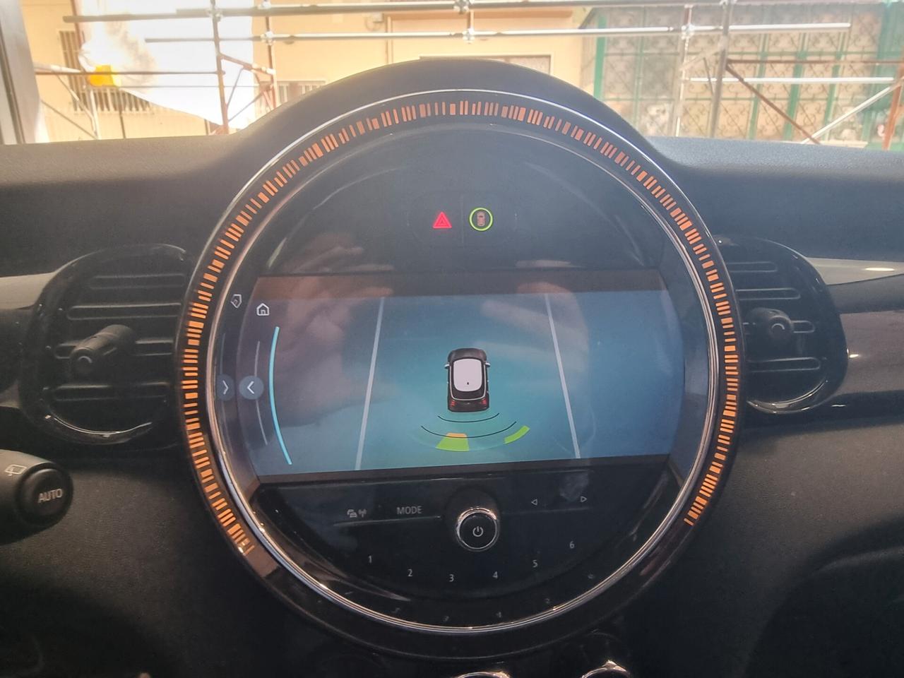 Mini 1.5 Cooper Resolute cambio automatico 3 porte