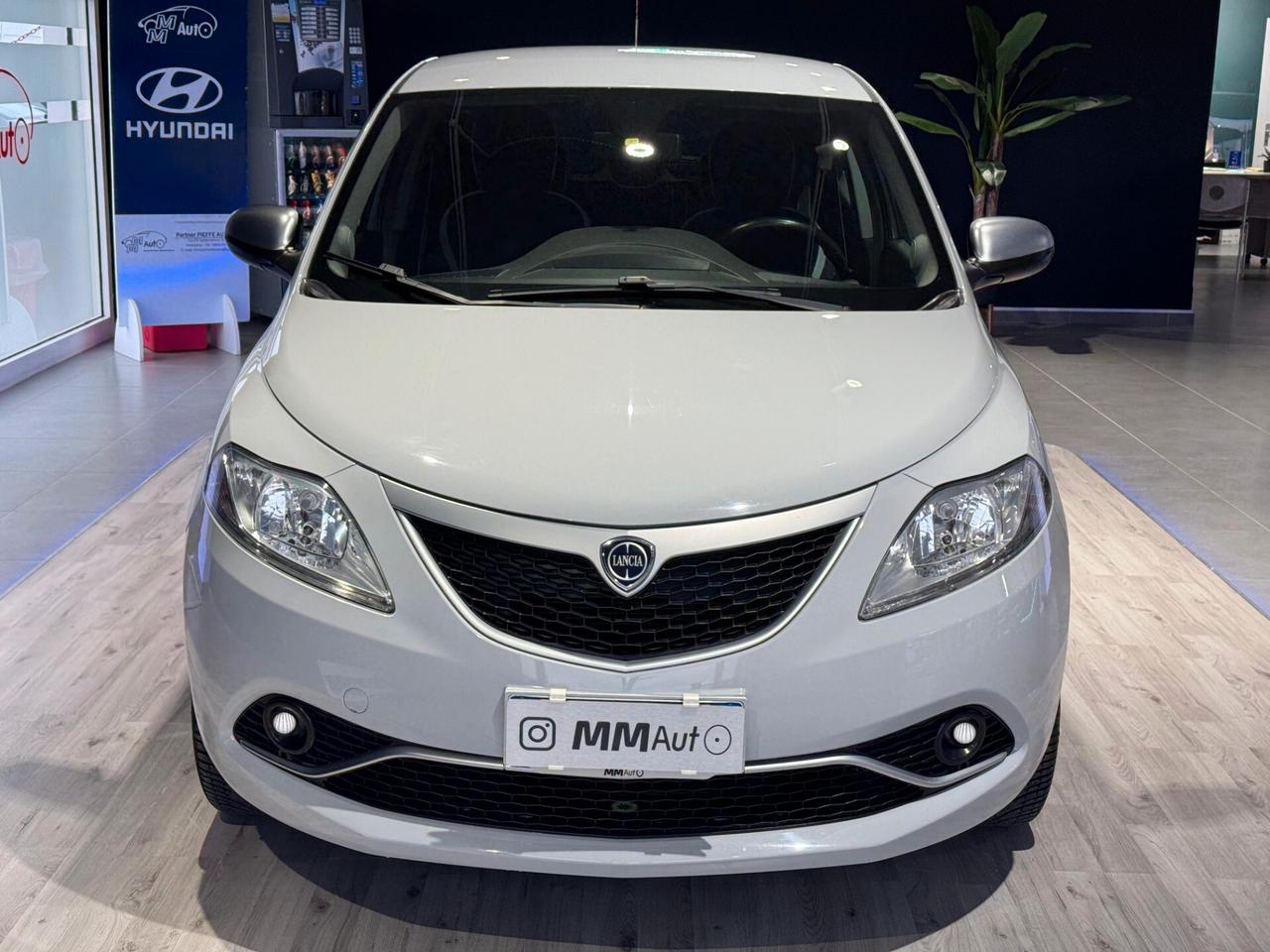 Lancia Ypsilon 1.2 69 CV 5 porte Mya