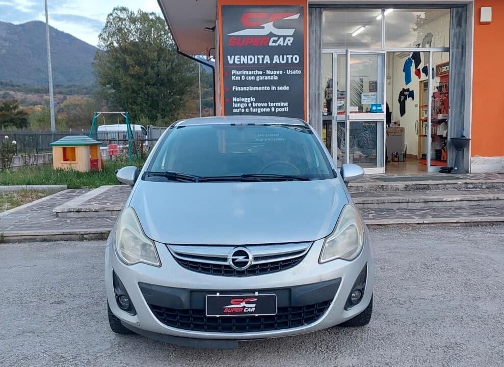 Opel Corsa 1.2 5 porte Cosmo