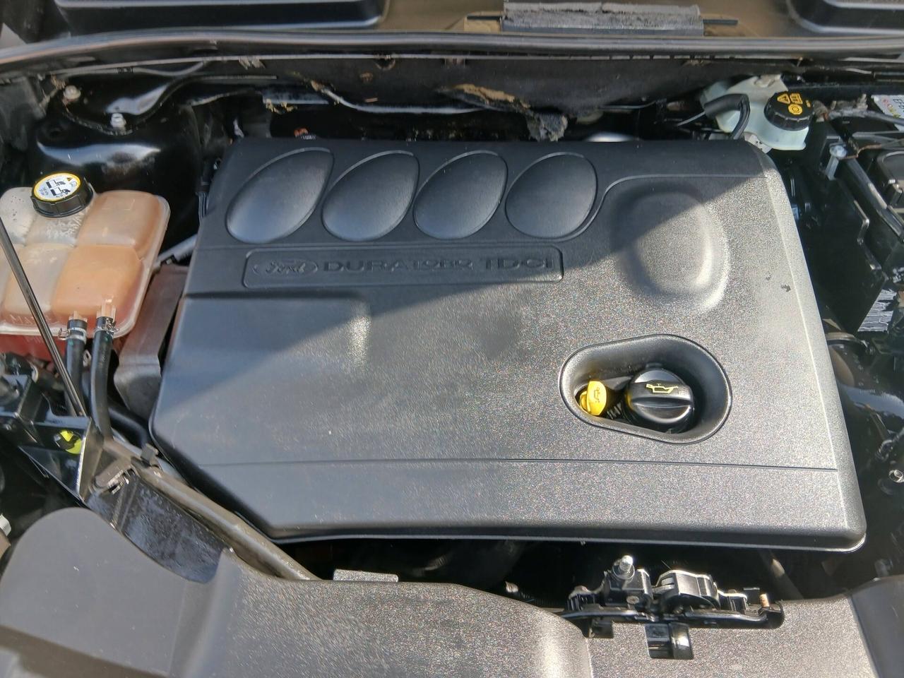 Ford Kuga 2.0 TDCi 136 CV 4WD full 10