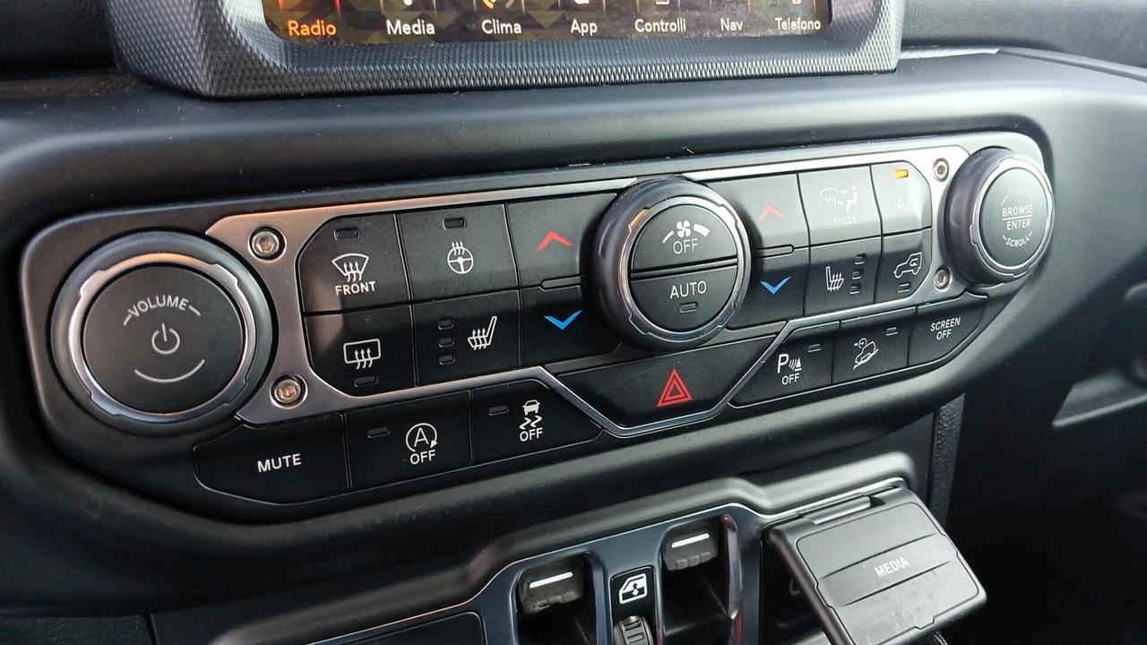 Jeep Wrangler Unlimited 2.2 Mjt II Sahara