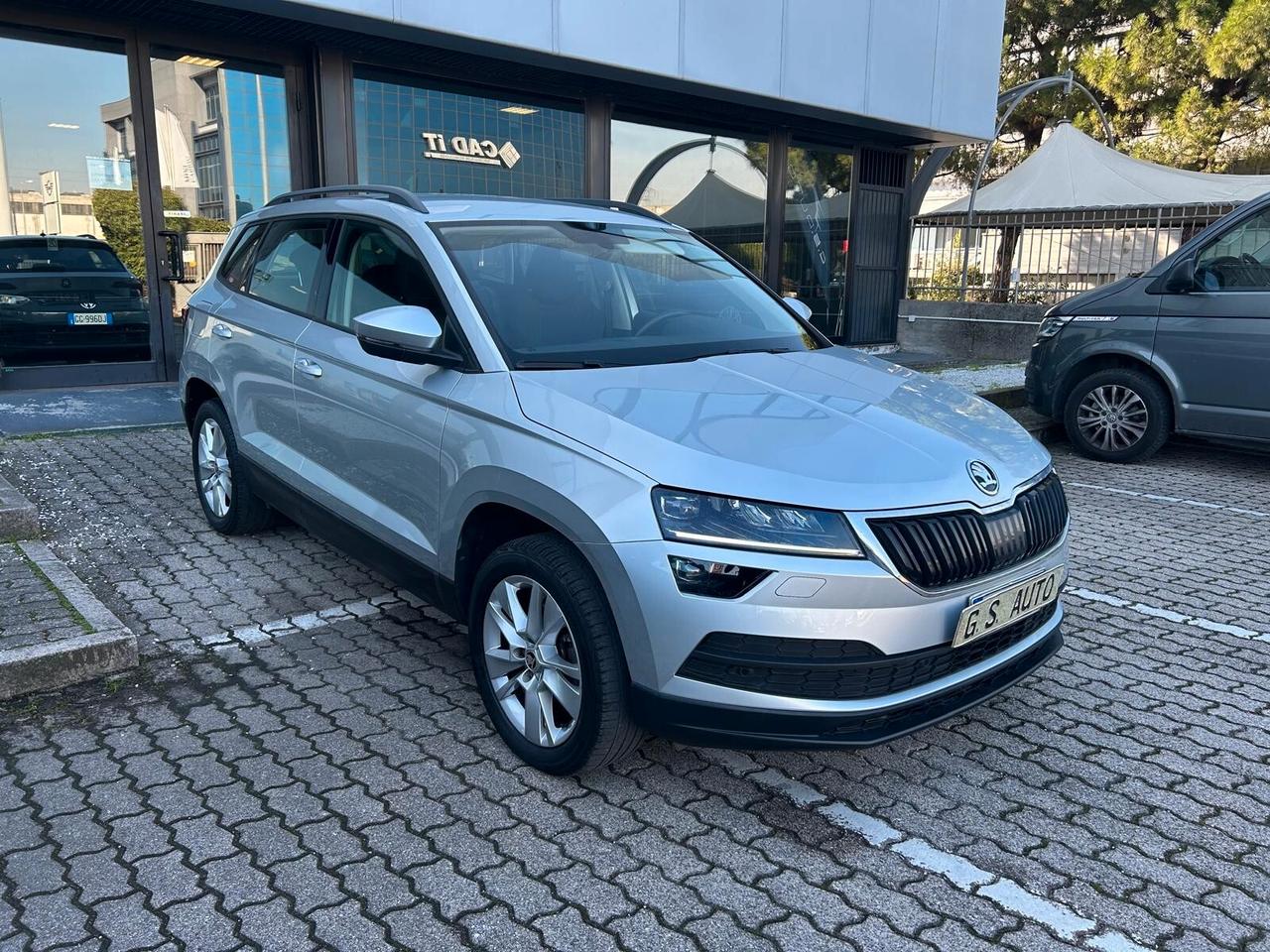 Skoda Karoq 1.6 tdi scr Executive dsg GRANDINATA