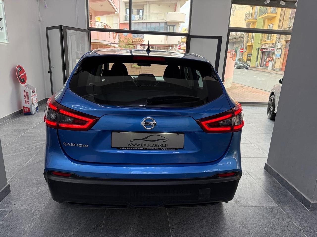 Nissan Qashqai 1.5 dCi Visia 116cv plus