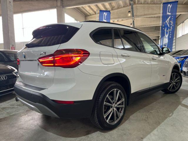 BMW X1 sDrive18d Business 18" xLine Navi/Full LED/Park Pl