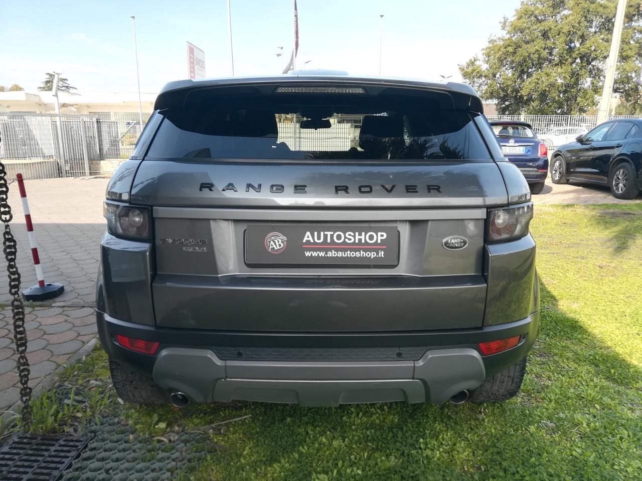 LAND ROVER - Range Rover Evoque - 2.2 SD4 5p. Pure - PERMUTE - FINANZIABILE