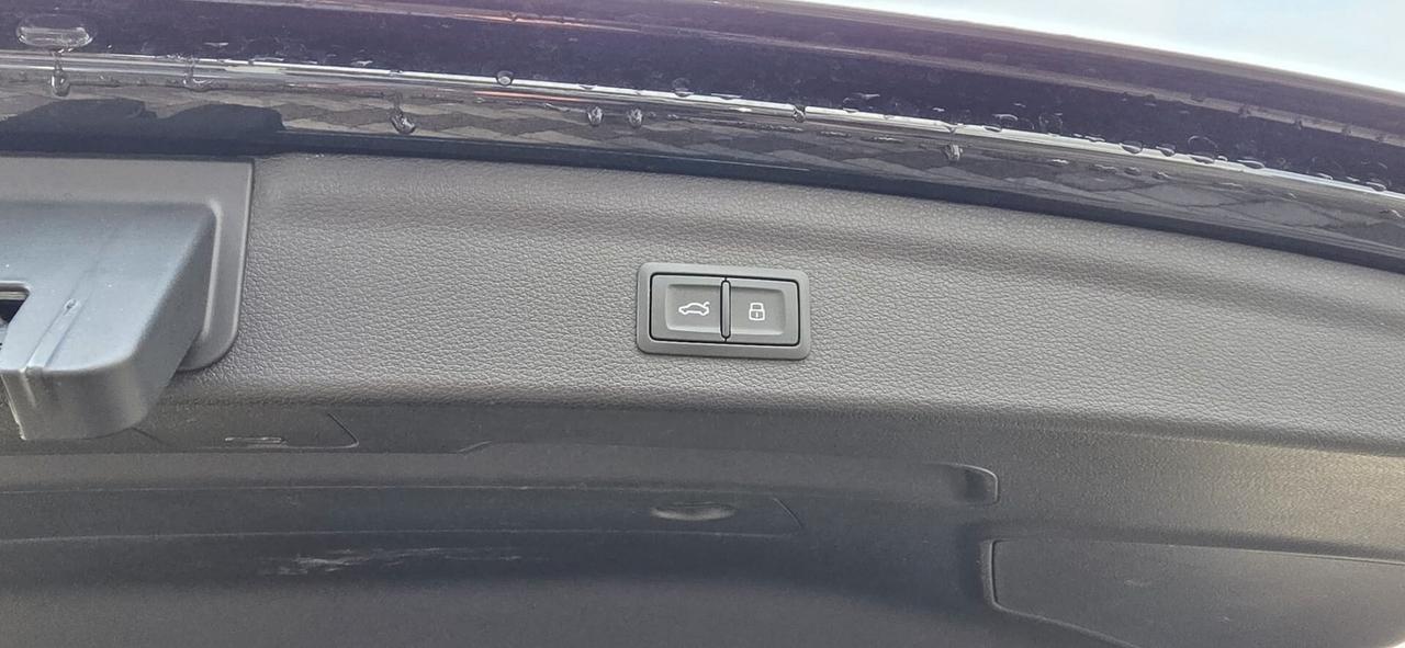 Audi Q3 40 TDI quattro S tronic S line edition