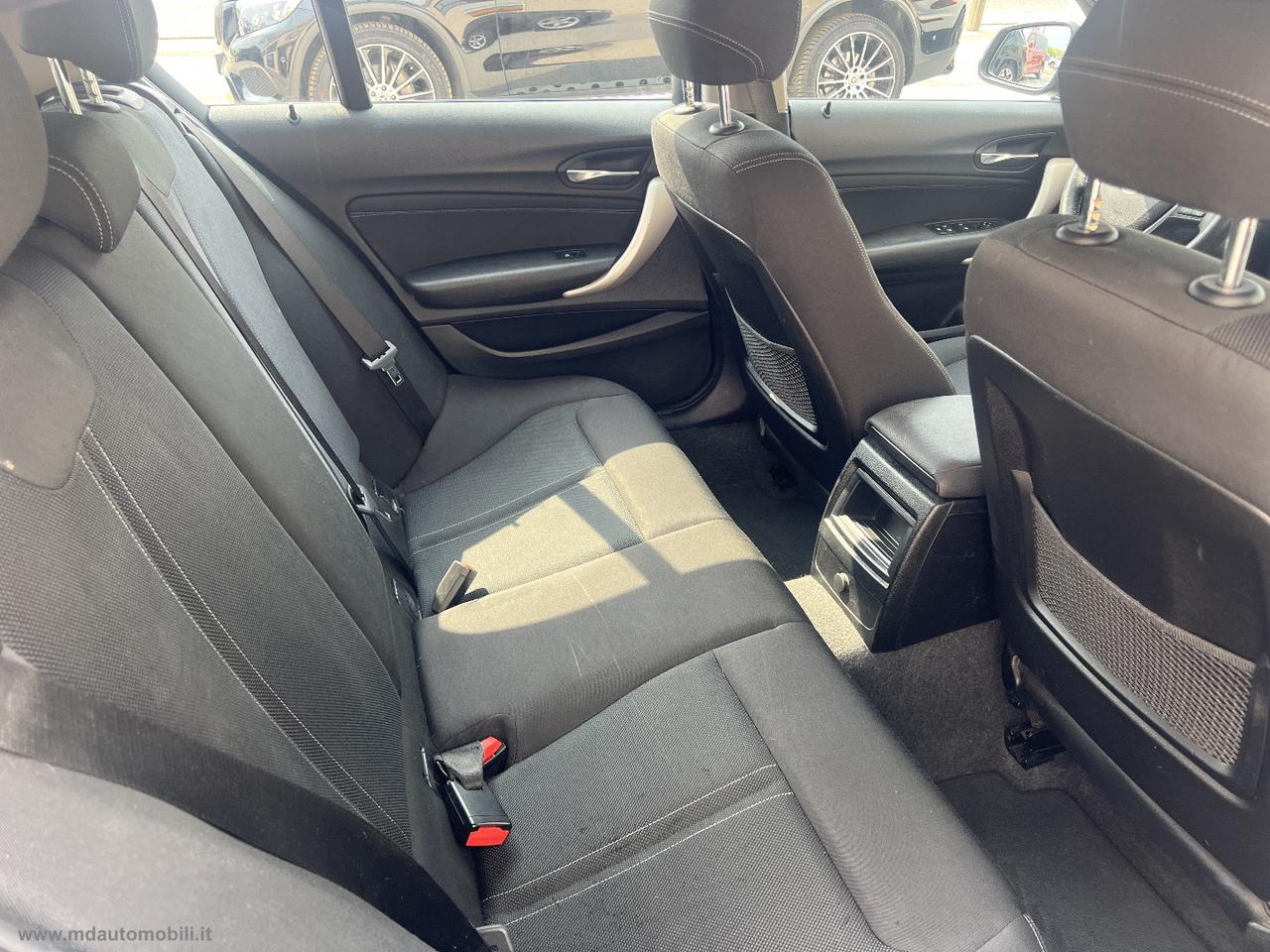 BMW 118d 5p. Business AUTOMATICO NAVIGATORE