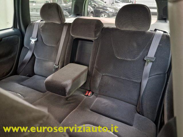 VOLVO V70 2.4 D5 20V cat