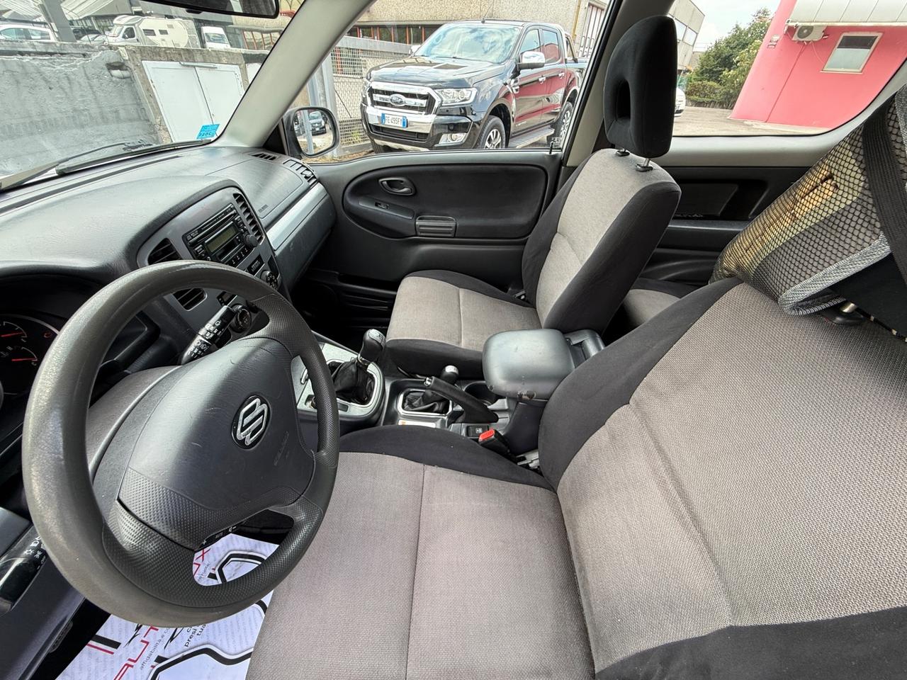 Suzuki Grand Vitara 1.6i 16V cat 3 porte 2005