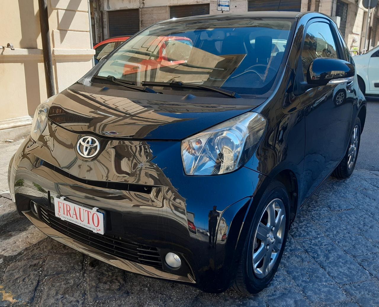 Toyota iQ 1.0 Multidrive NEOPATENTATI