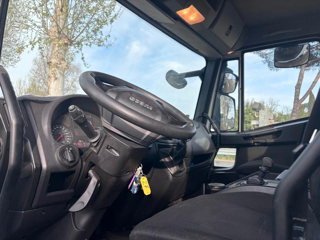 Iveco eurocargo 150E250 euro 6 cambio manuale