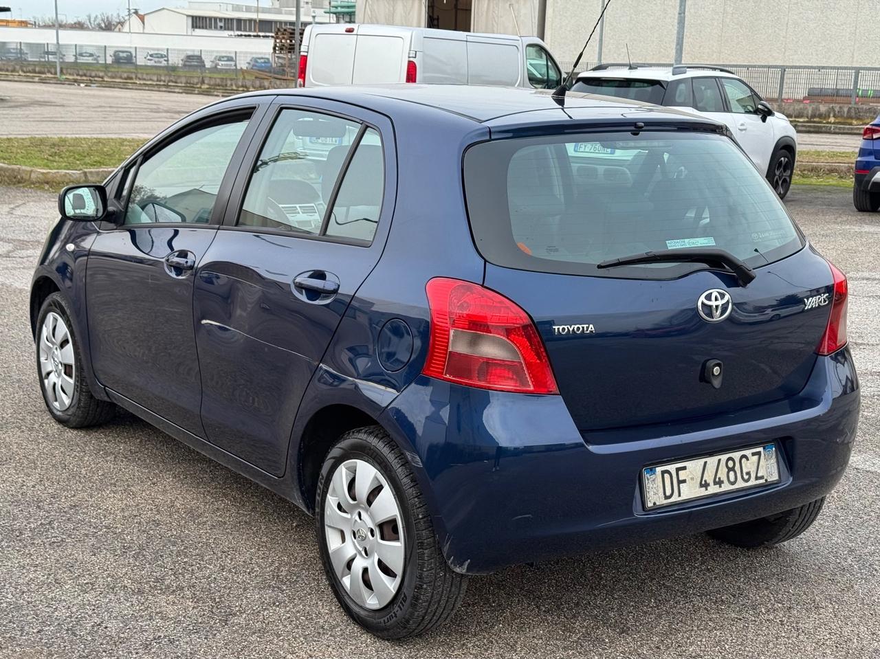 Toyota Yaris 1.0 benzina 2007