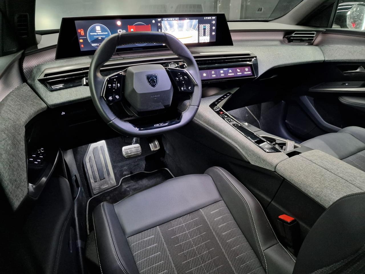Peugeot 3008 1.2 Hybrid 145 e-DCS6 GT
