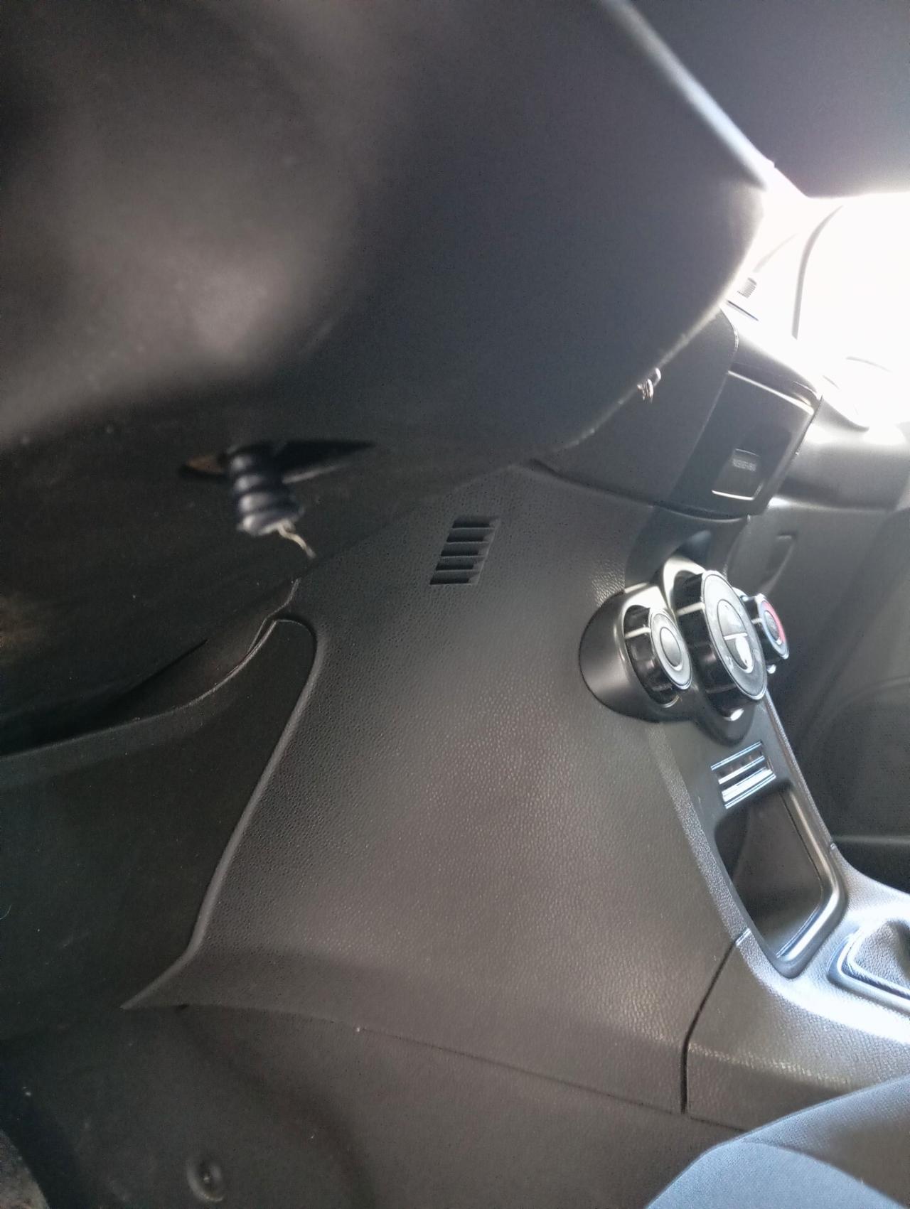 Ford Fiesta 1.4 Benz/GPL 2015 CON GARANZIA
