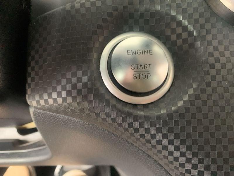 Mercedes-Benz Classe A A 180 d Sport Next Edition