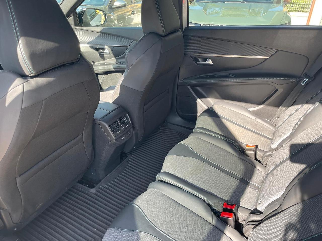 Peugeot 5008 BlueHDi 130 S&S EAT8 Allure Pack