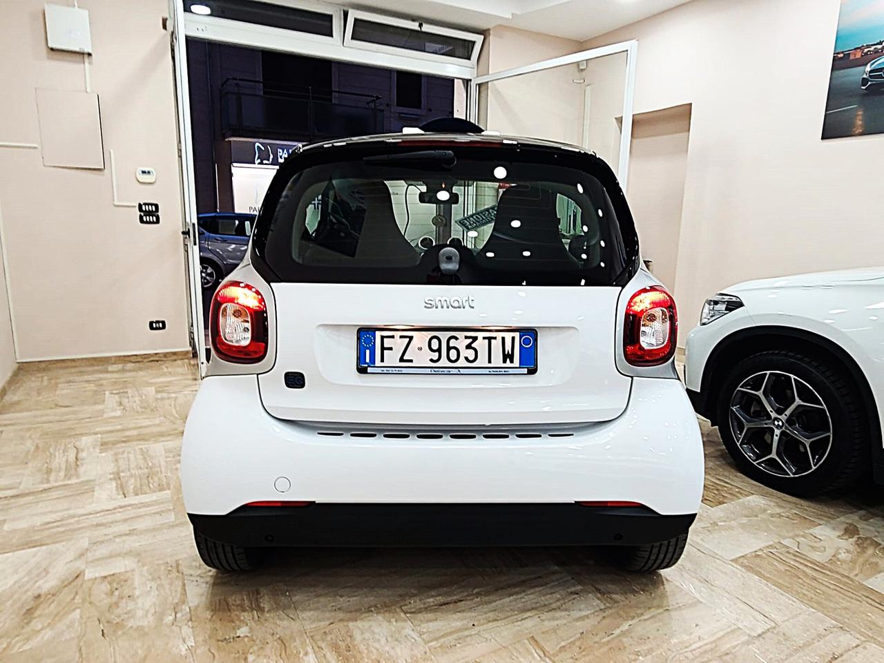 Smart ForTwo EQ Passion** 47 MILA KM**PERFETTA