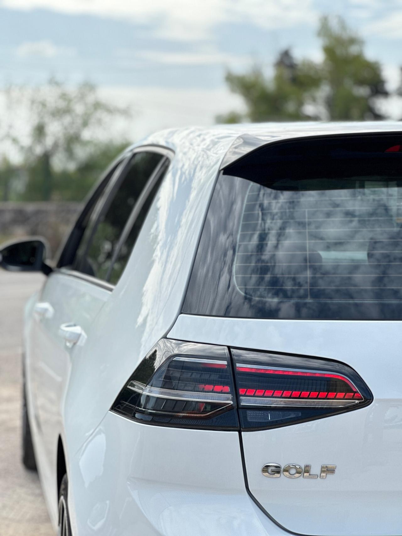 Volkswagen Golf 1.6 TDI SOFT TUNING-2015 CIELO STELLATO