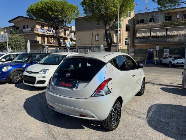 LANCIA Ypsilon 1.2 69 CV 5 porte MYA