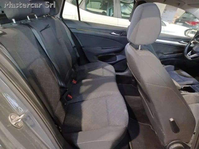 VOLKSWAGEN Golf Variant 2.0 tdi Life 115cv GH409ZW