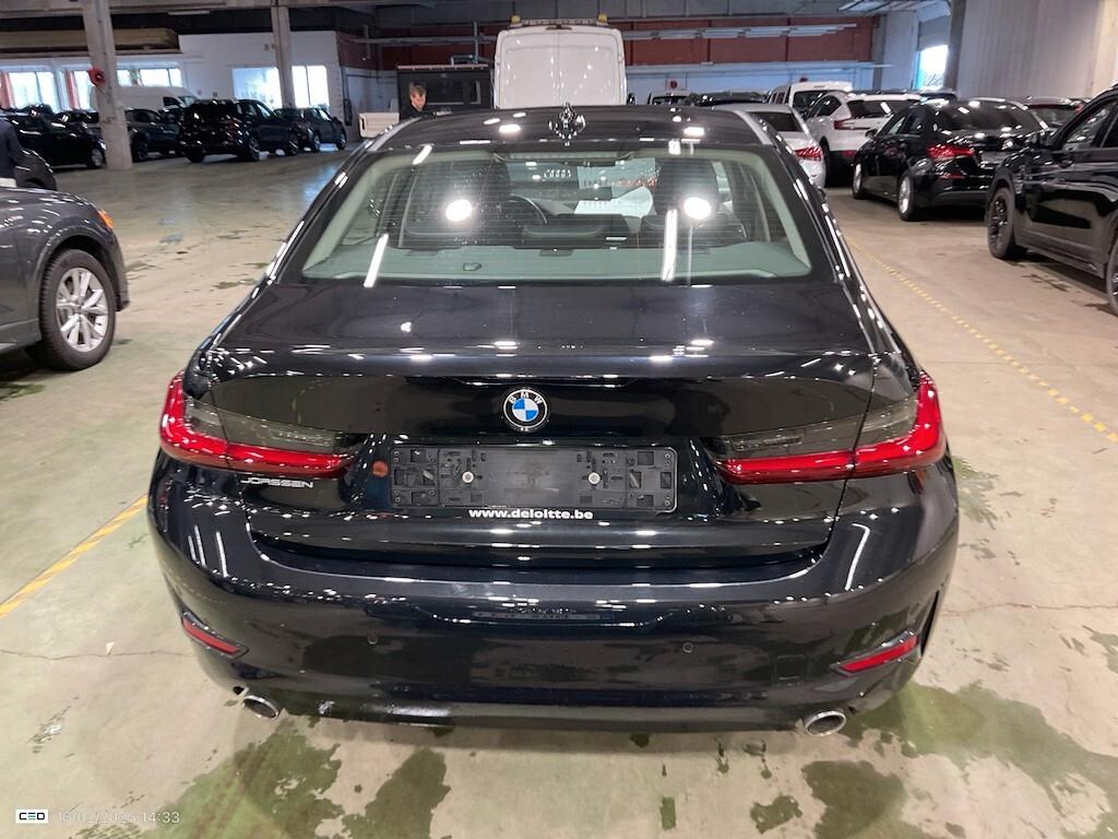 BMW 316D 122CV STEPTRONIC 48V BUSINESS ADVANTAGE ( FARI LED - BMW DIGITAL COCKPIT - PELLE - NAVI - MIRROR - PDC )