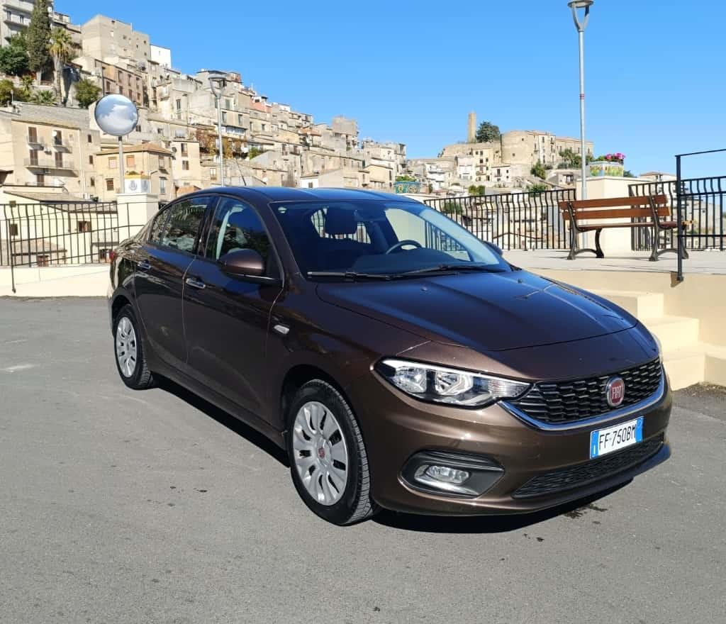 Fiat Tipo 1.4 4 porte Easy