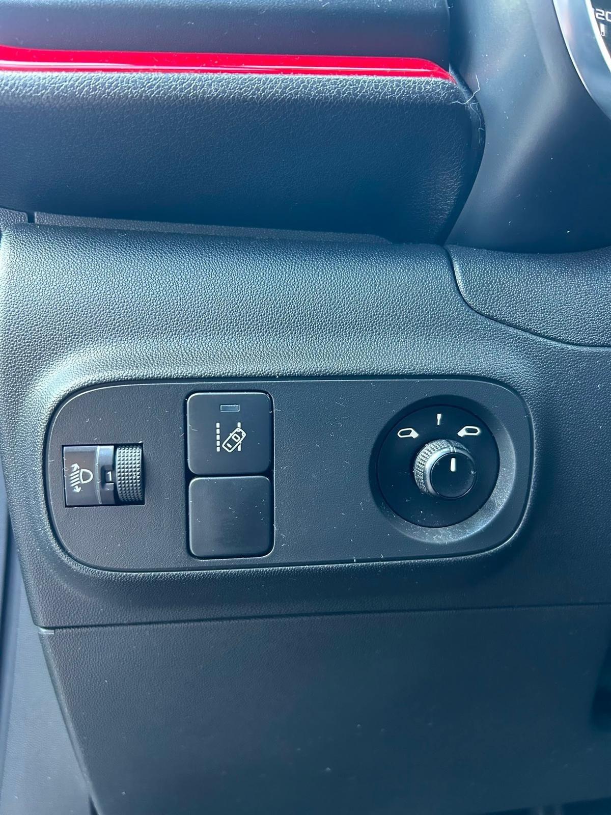 Citroen C3 1.2 benzina Neopatentati