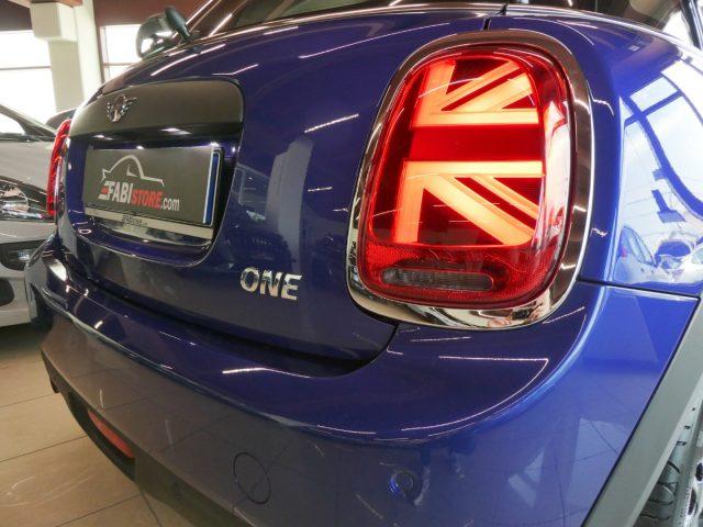 MINI One 1.5 Business XL 102 Cv 5p. - LED, Navi, Cruise ecc